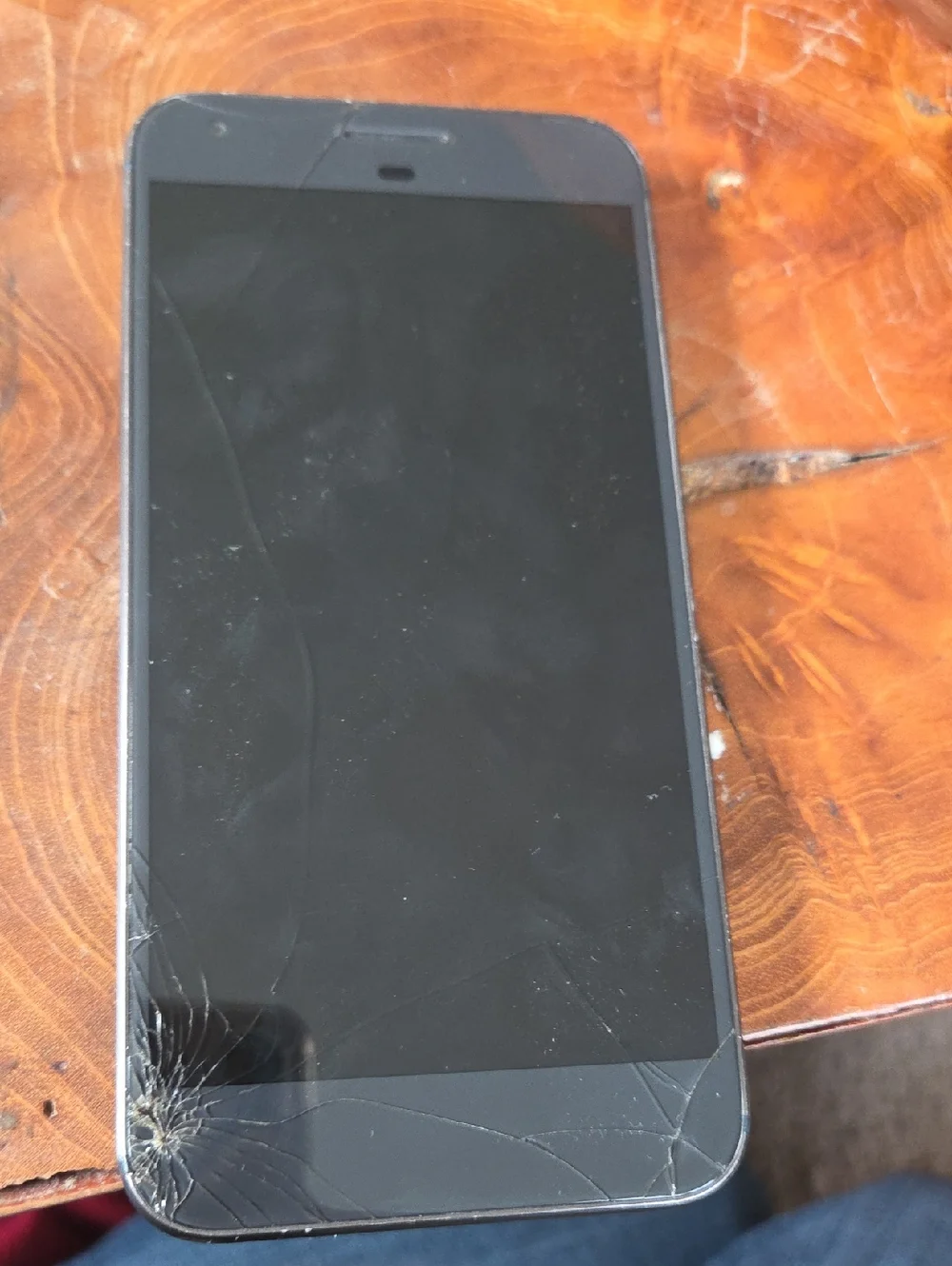 First generation google pixel phone. Black Color rare edition.